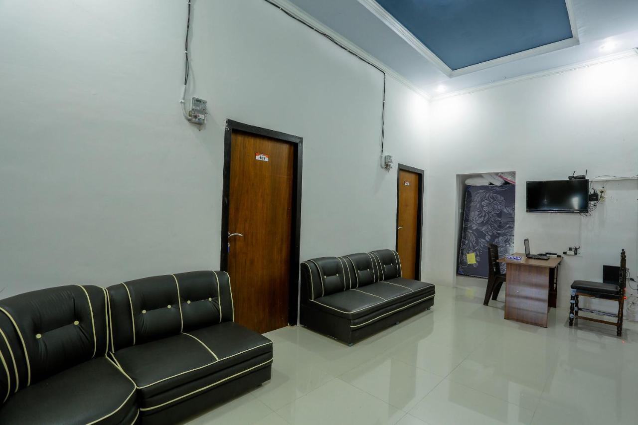 Spot On 1784 Tnc Residence Syariah Mataram Exteriér fotografie