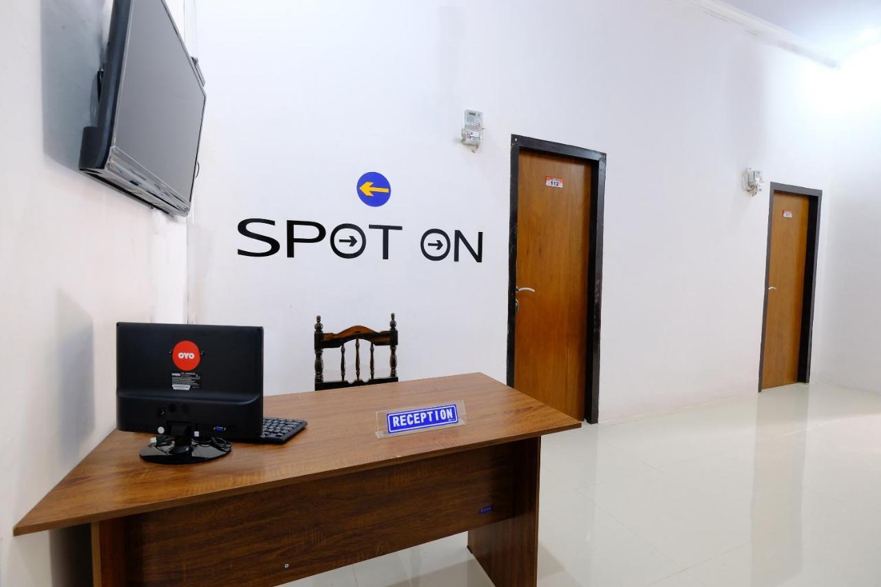 Spot On 1784 Tnc Residence Syariah Mataram Exteriér fotografie